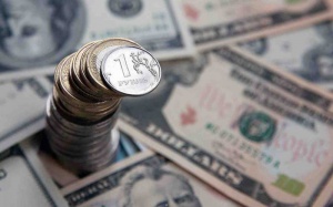 Осенью рубль продолжит сдавать свои позиции Осенью рубль продолжит сдавать свои позиции